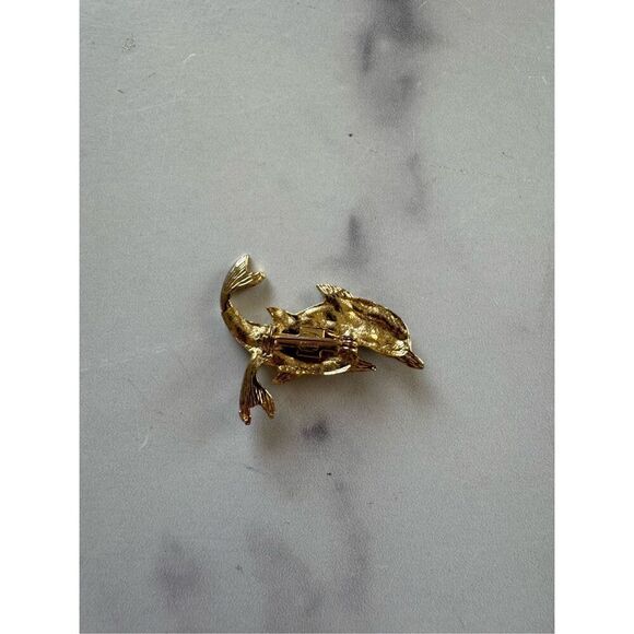 Vintage 90s pin brooch dolphin twin pair cream black gold relationship - Picture 3 of 4